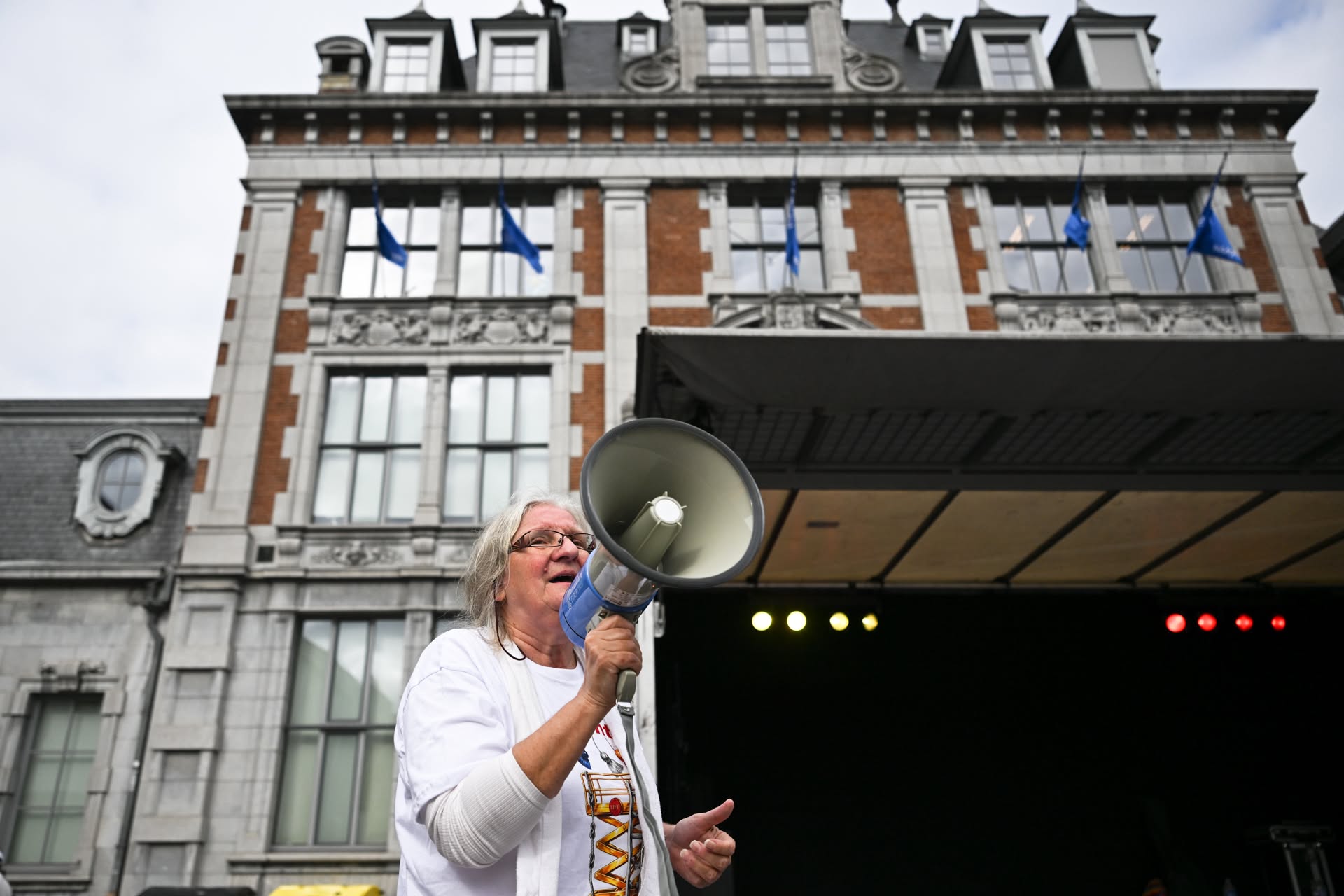 Namur - Journée mondiale de la lutte contre la Pauvreté - Réseau Wallon de la Lutte contre la pauvreté.