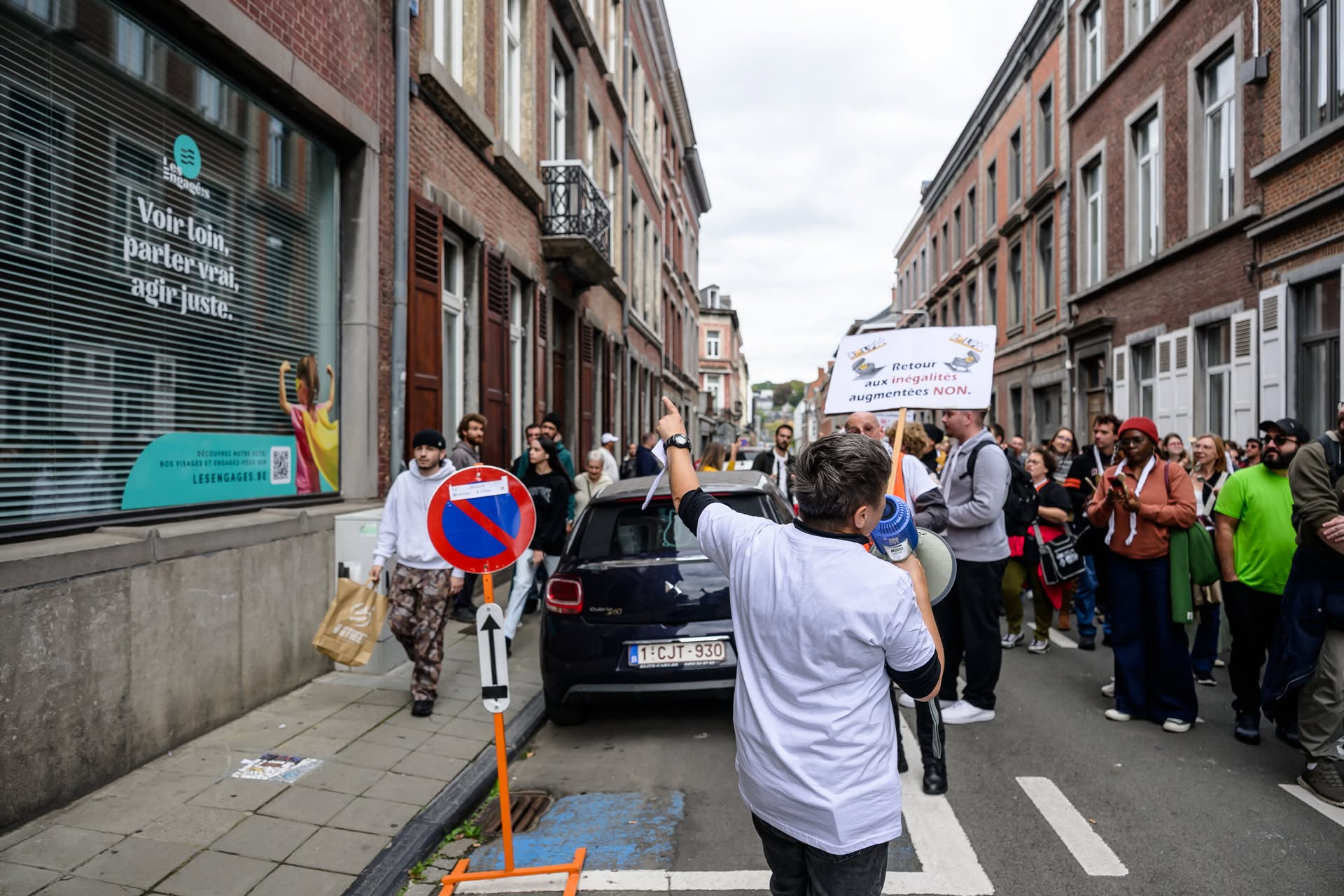 Namur - Journée mondiale de la lutte contre la Pauvreté - Réseau Wallon de la Lutte contre la pauvreté.